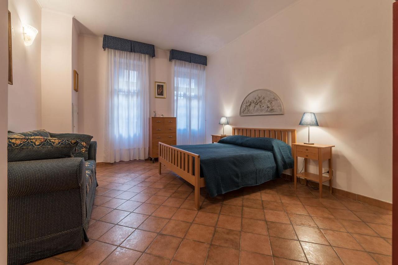 San Lorenzo Roomy